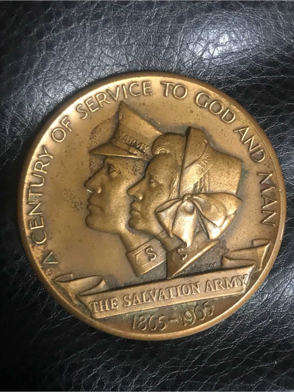 Commemorative Wall Plaque - Gold Tone